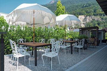 Sundeck