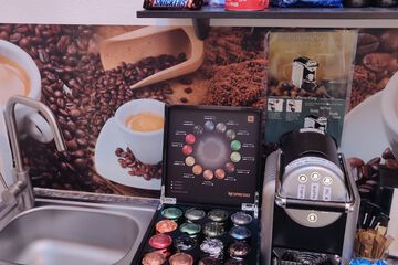 Snack bar