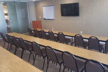 Business Center 28 of 31