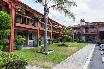 Hotel 2 of 37