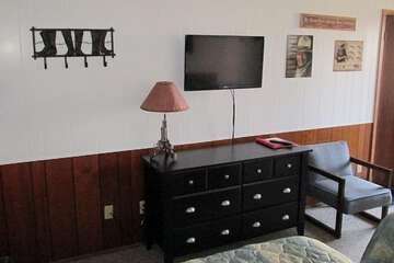 Room 11 of 15