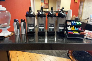 Breakfast/Coffee Service 26 of 32