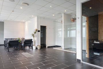 Steam room