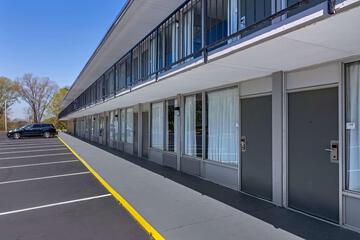 Quality Inn & Suites Cartersville South