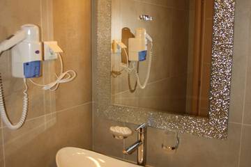 Jetted tub
