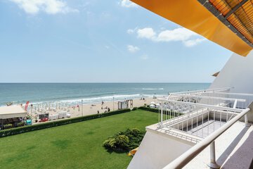 Beach/ocean view