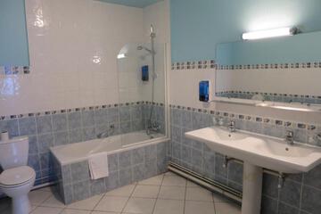 Photo 33