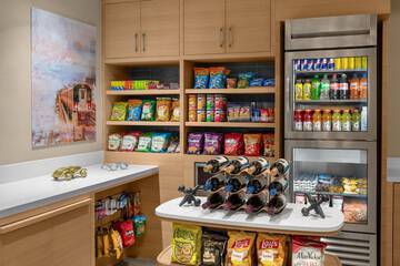 Snack bar