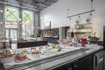Breakfast buffet
