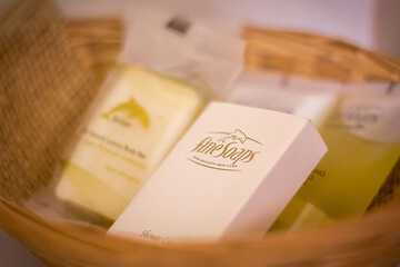 Bathroom amenities