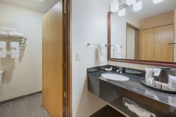 Room 28 of 51