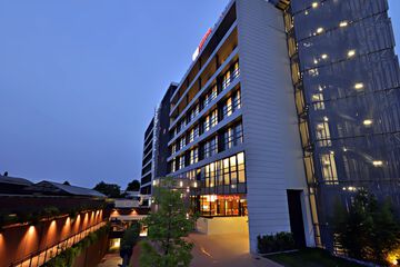 Front of property - evening/night