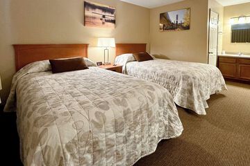 Room 9 of 44