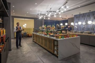 Breakfast area