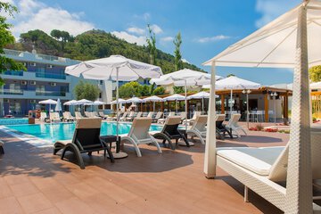 Sundeck