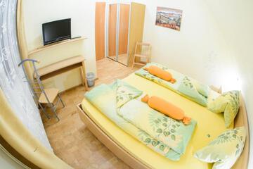 Photo 32