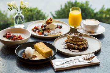 Breakfast meal
