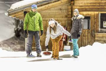 Snow and ski sports