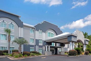 Hotel 3 of 38