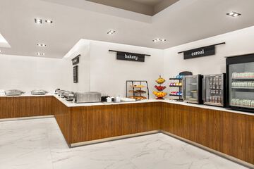 Breakfast/Coffee Service 79 of 94