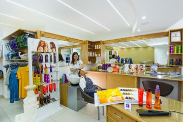 Hair salon