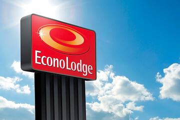 Econo Lodge near the Blue Ridge Parkway I 77