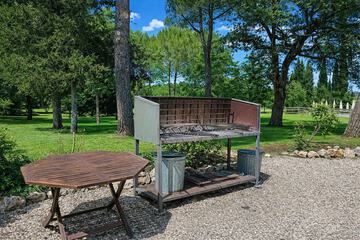 BBQ/picnic area
