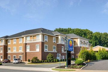 Comfort Inn & Suites Orange - Montpelier