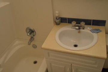 Bathroom sink