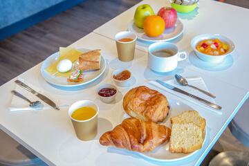 Breakfast meal