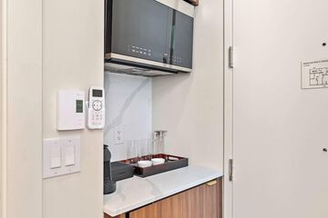Private kitchenette