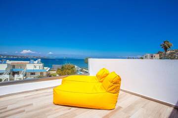 Beach/ocean view