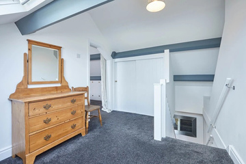 guest_rooms