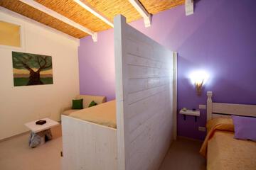 Photo 51