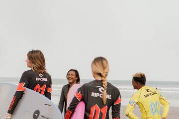Surfing/boogie boarding