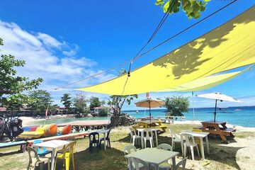 Food court