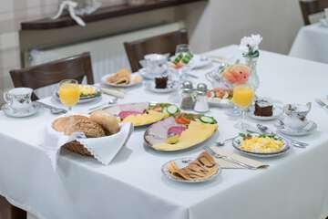 Breakfast meal