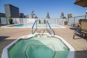 Rooftop pool
