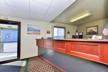 Hotel Interior 7 of 34