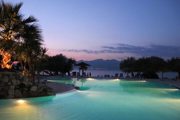 Infinity pool