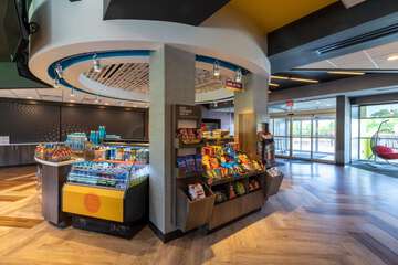 Hotel Interior 6 of 52