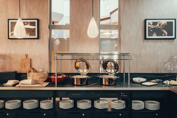 Breakfast buffet