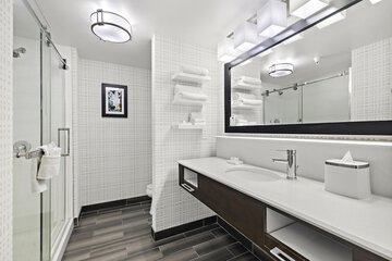 Bathroom shower