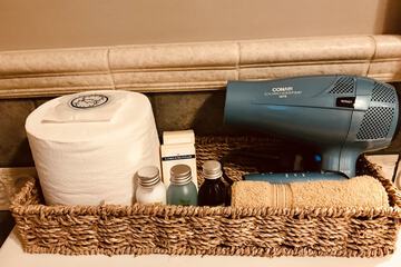 Bathroom amenities