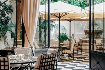 Breakfast area