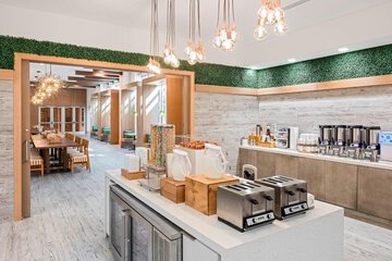 Breakfast/Coffee Service 59 of 68