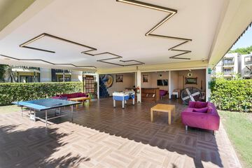 Children's play area - outdoor