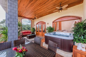 Jetted tub