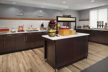 Breakfast/Coffee Service 28 of 35