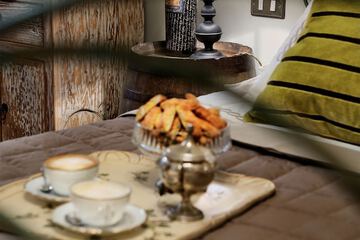 Room service - dining